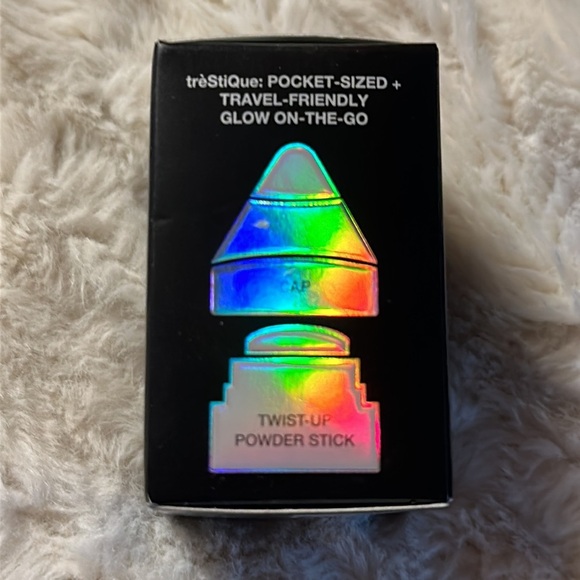 tre’Stique Violet Powder Stick All Over Starlighter Glow and Go - Picture 2 of 5